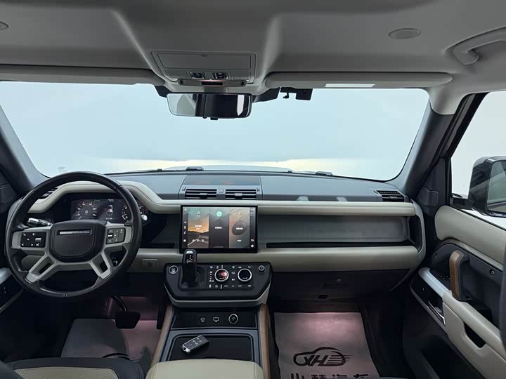 Фото 9 - Land Rover Defender