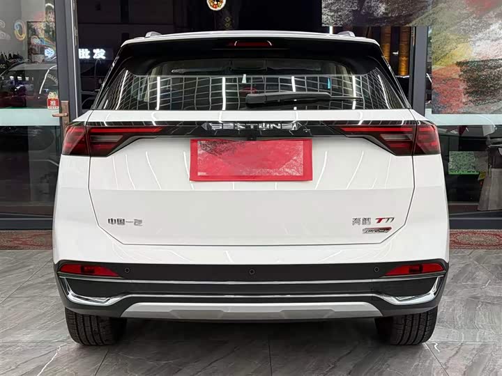 Фото 8 - Bestune T77