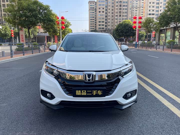 Фото 3 - Honda Vezel