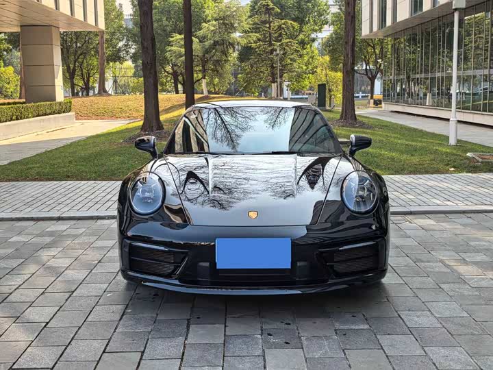 Фото 2 - Porsche 911