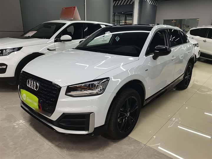Фото 2 - Audi Q2L