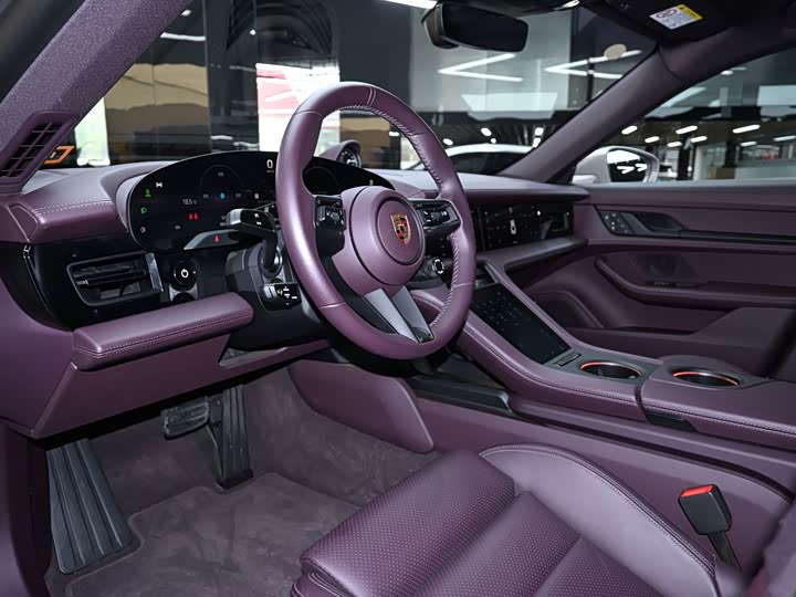 Фото 6 - Porsche Taycan