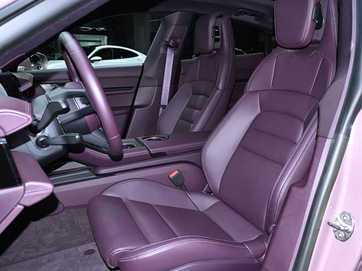 Фото 8 - Porsche Taycan