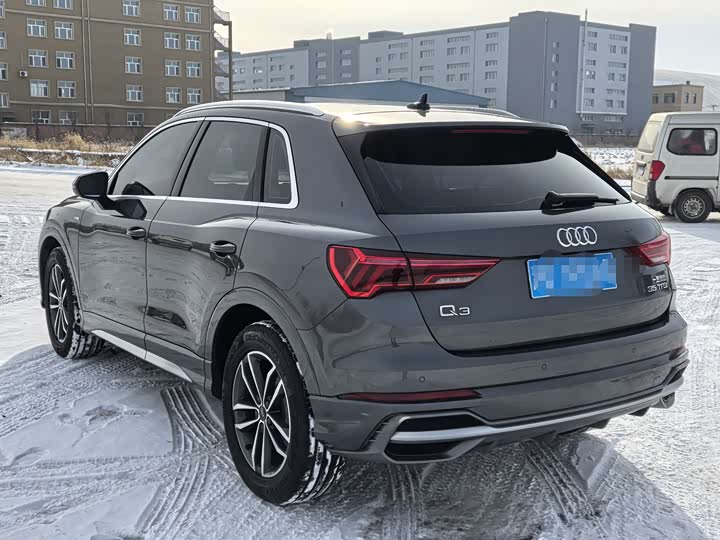 Фото 4 - Audi Q3