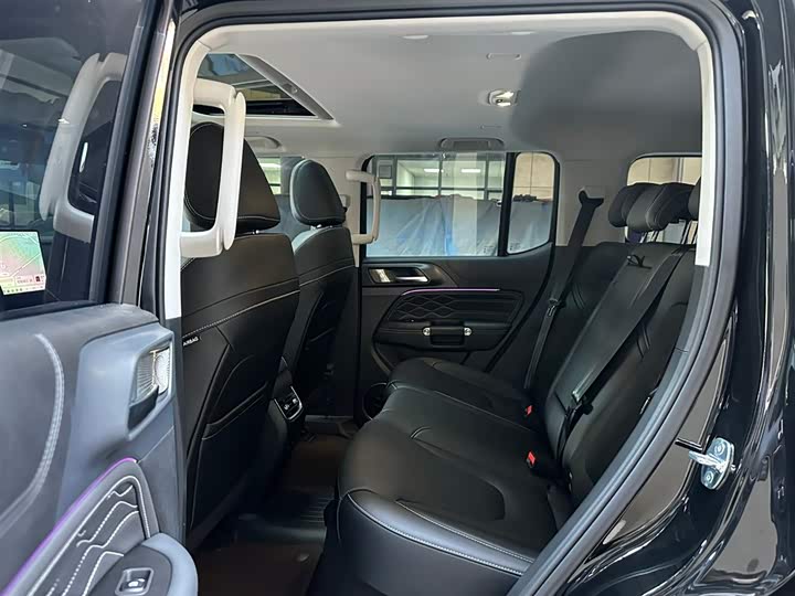 Фото 8 - Tank 300 Hybrid