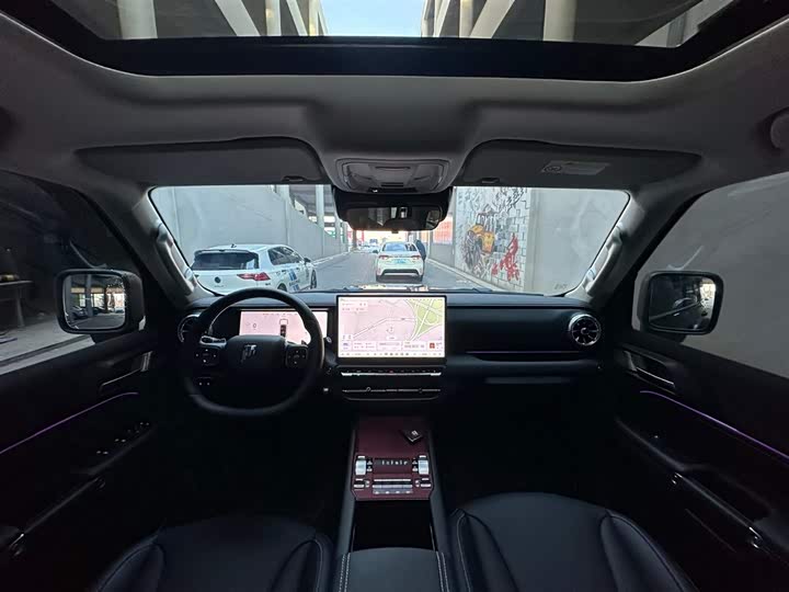 Фото 9 - Tank 300 Hybrid