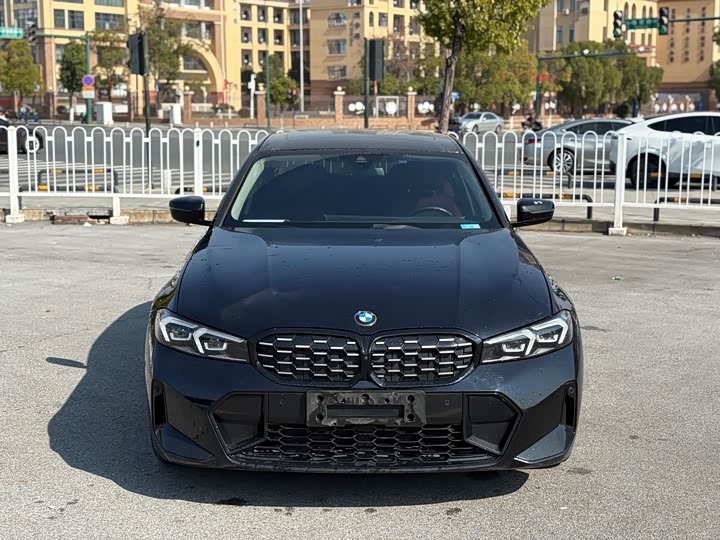 Фото 2 - BMW 3 Series