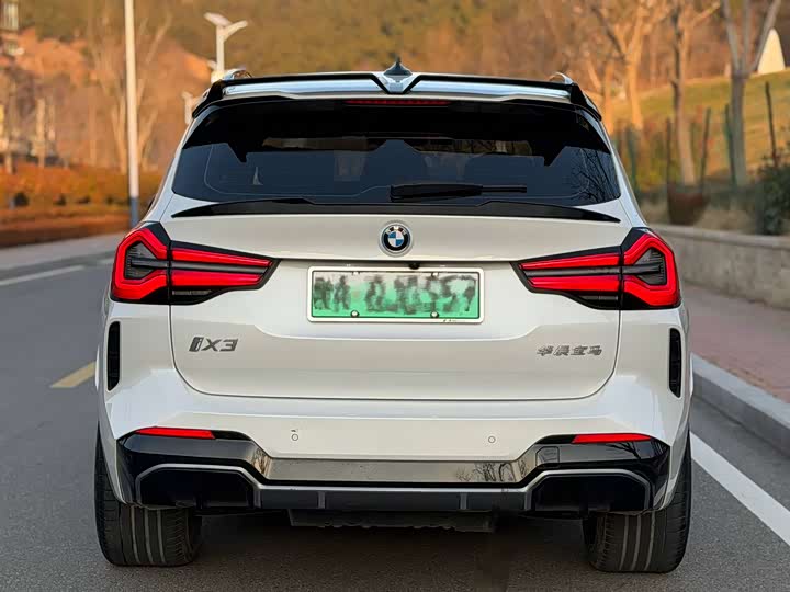 Фото 5 - BMW iX3