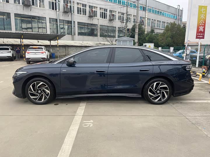 Фото 2 - Volkswagen ID.7 Vizzion