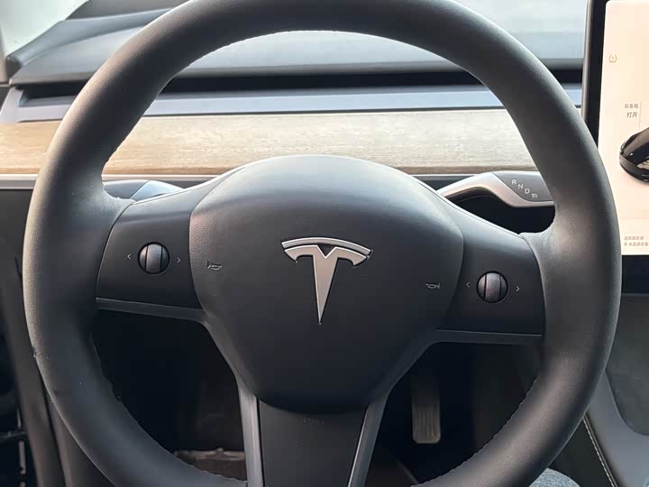 Фото 7 - Tesla Model Y