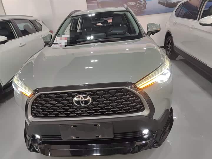 Фото 3 - Toyota Corolla Cross