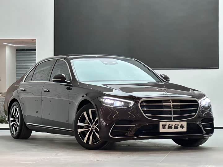 Фото 3 - Mercedes-Benz S-Class