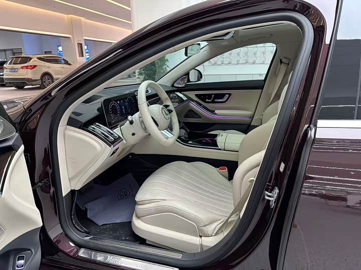 Фото 4 - Mercedes-Benz S-Class