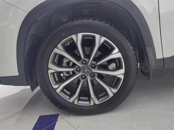 Фото 6 - Changan CS75 Plus