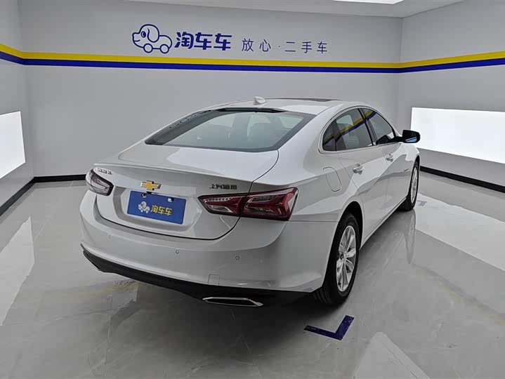 Фото 3 - Chevrolet Malibu XL