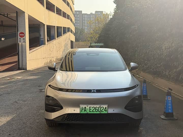 Фото 1 - XPeng G6