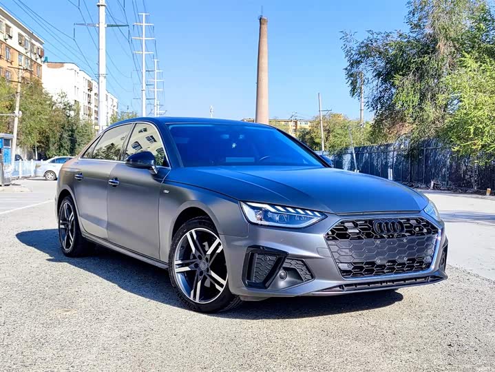 Фото 3 - Audi A4L