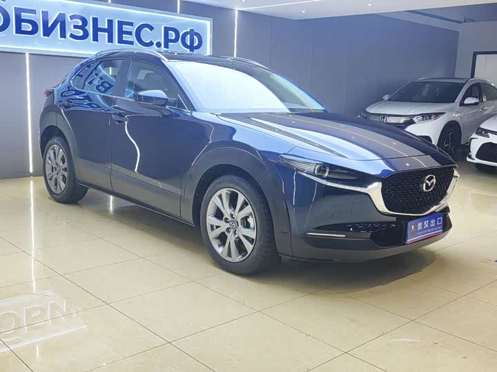 Фото 3 - Mazda CX-30