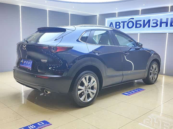 Фото 6 - Mazda CX-30