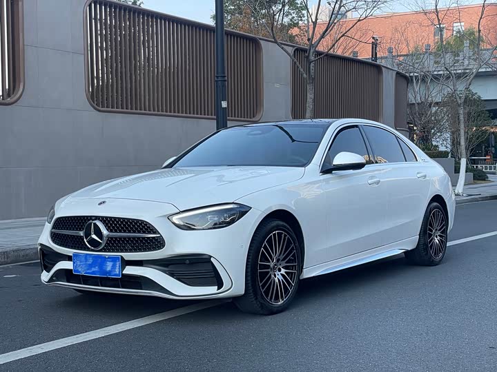 Фото 1 - Mercedes-Benz C-Class