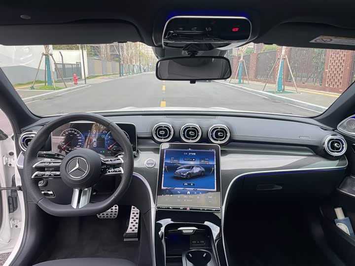 Фото 4 - Mercedes-Benz C-Class