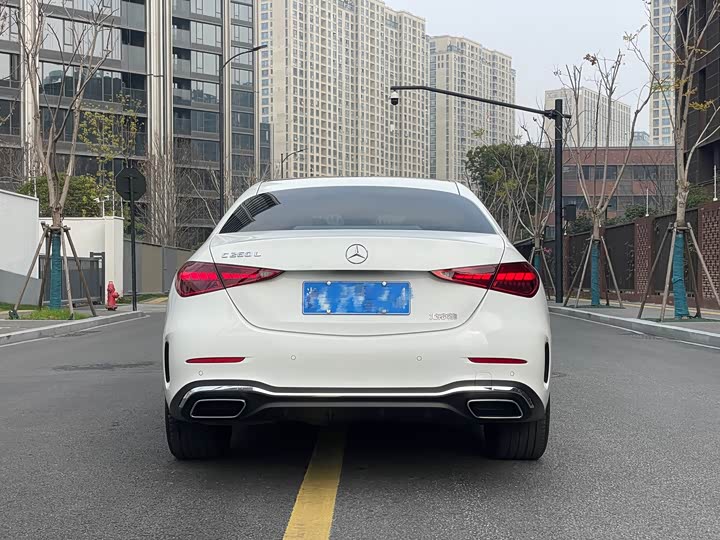 Фото 9 - Mercedes-Benz C-Class