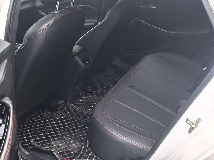 Фото 5 - Buick Verano