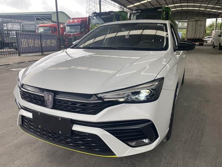 Фото 1 - Roewe i5