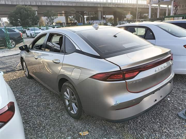 Фото 5 - GAC Aion S