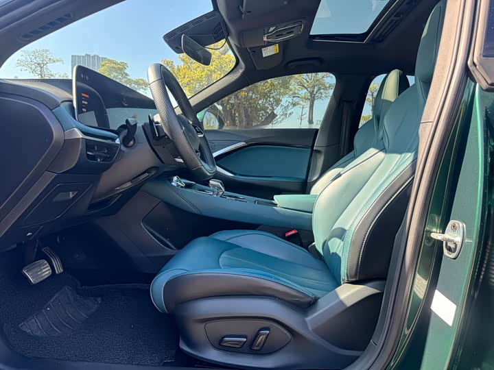 Фото 4 - MG Motor 7