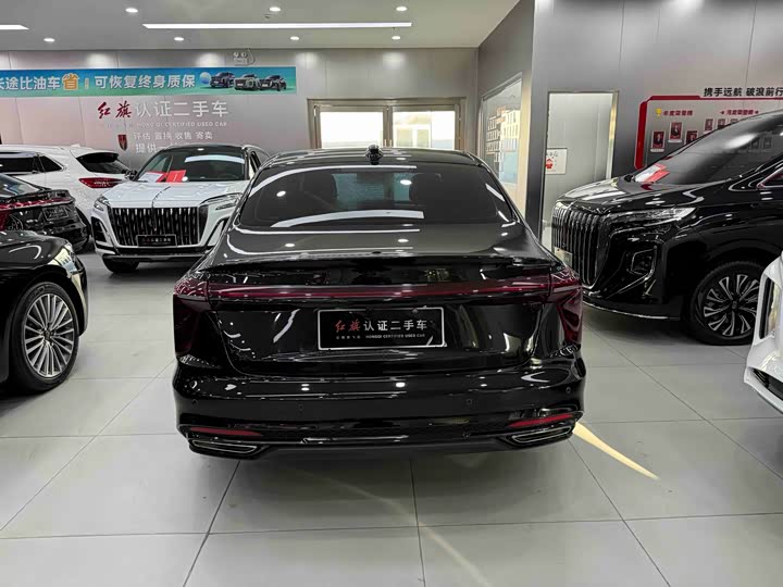 Фото 9 - Hongqi H5