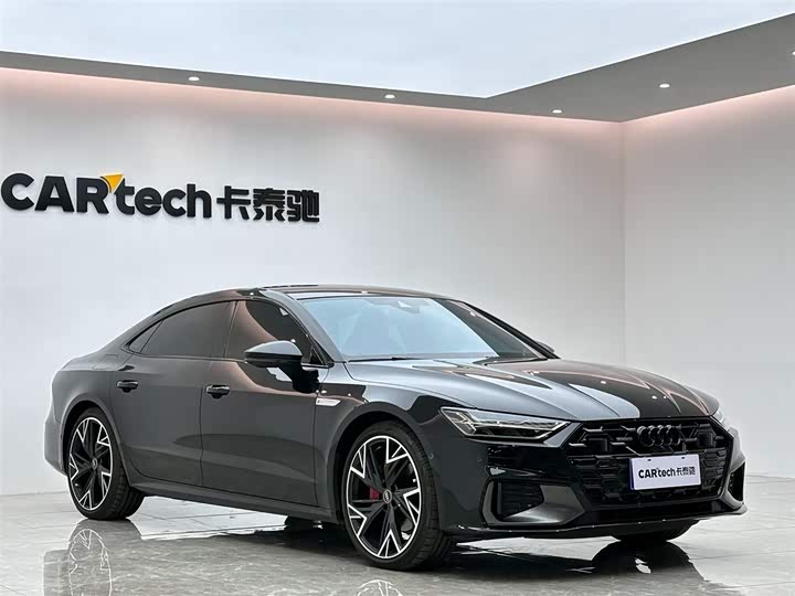 Фото 6 - Audi A7L