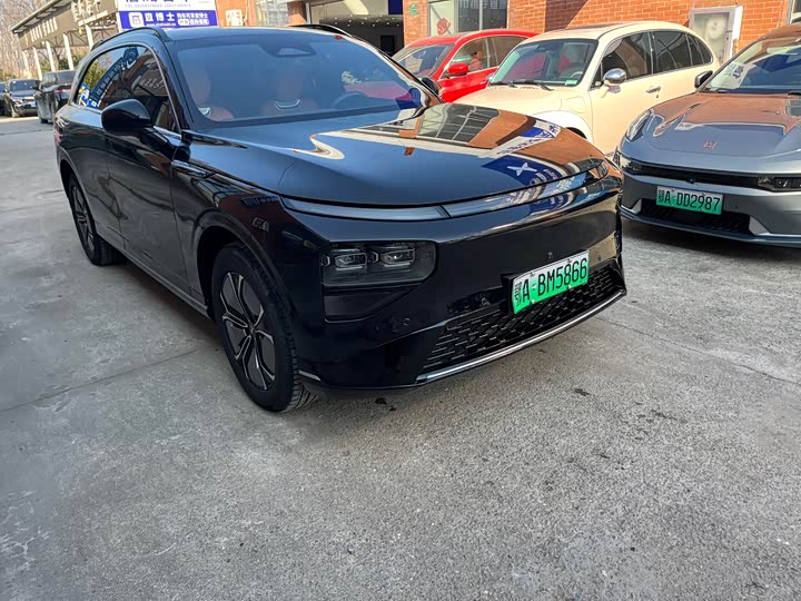 Фото 3 - XPeng G9