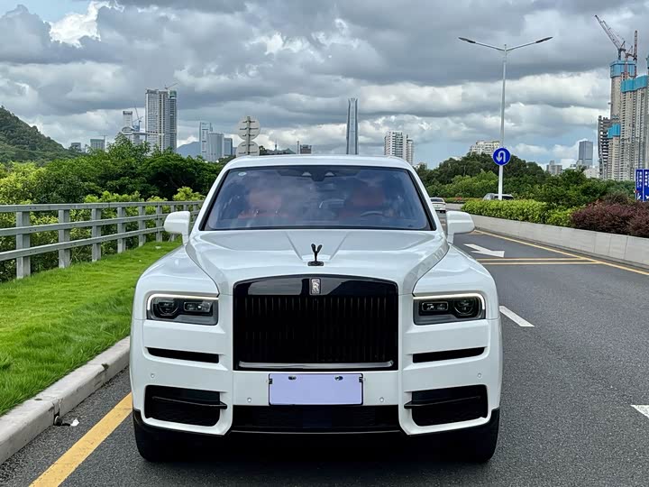 Фото 2 - Rolls-Royce Cullinan