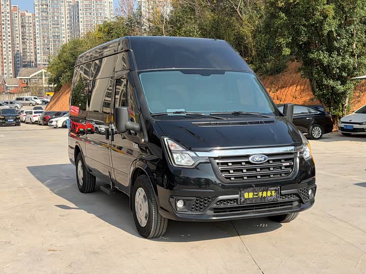 Фото 3 - Ford Transit New