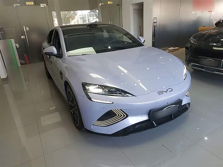 Фото 4 - BYD Seal