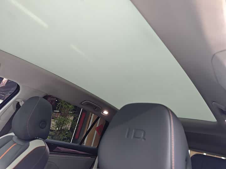 Фото 8 - Volkswagen ID.6 Crozz