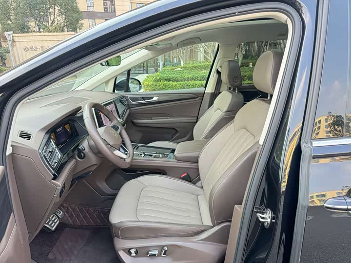 Фото 9 - Volkswagen Viloran