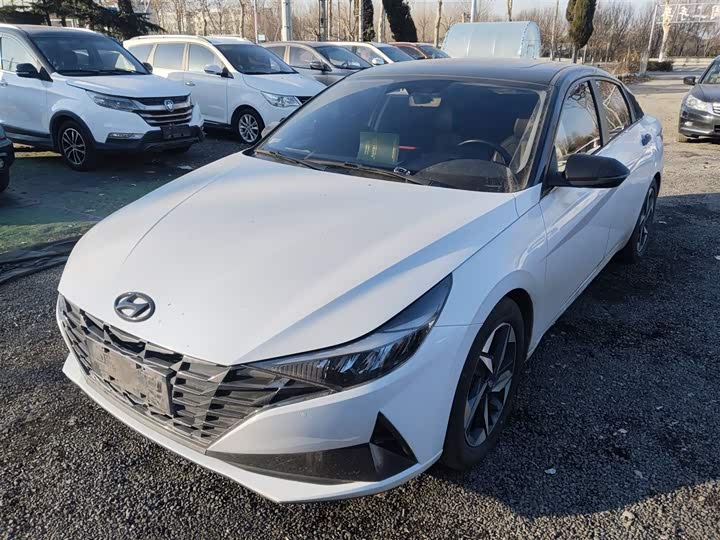 Фото 2 - Hyundai Elantra N line