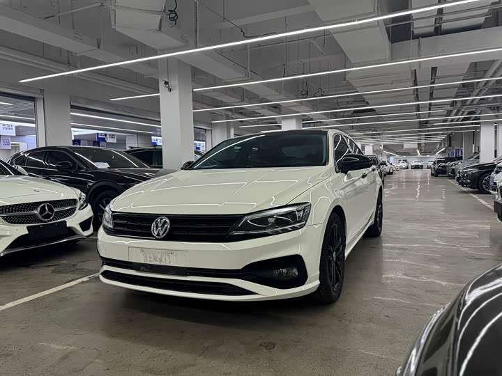 Фото 1 - Volkswagen Lamando L