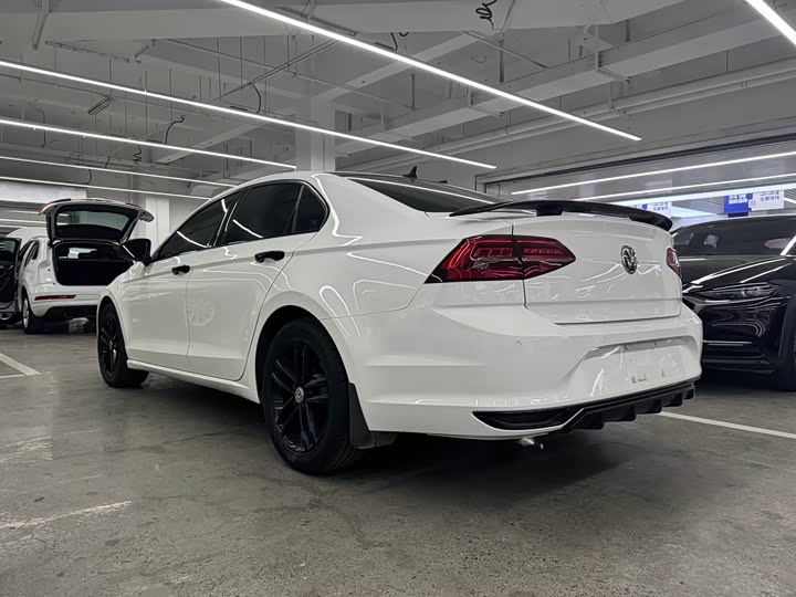 Фото 7 - Volkswagen Lamando L