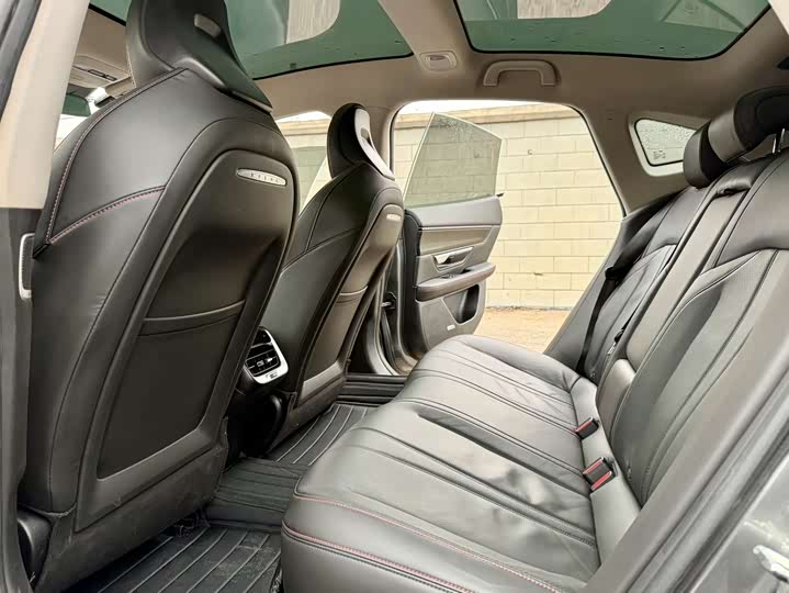 Фото 5 - XPeng P7