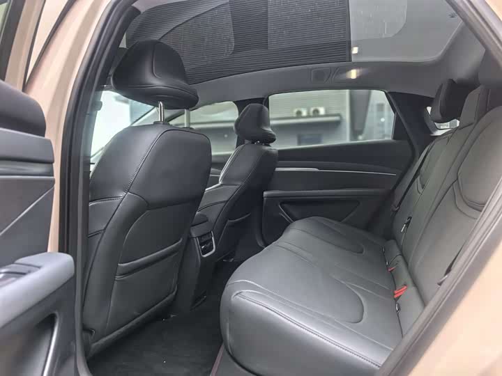 Фото 7 - XPeng Mona M03