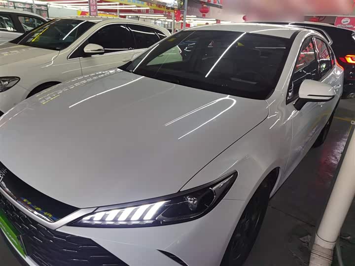Фото 2 - BYD Qin Plus