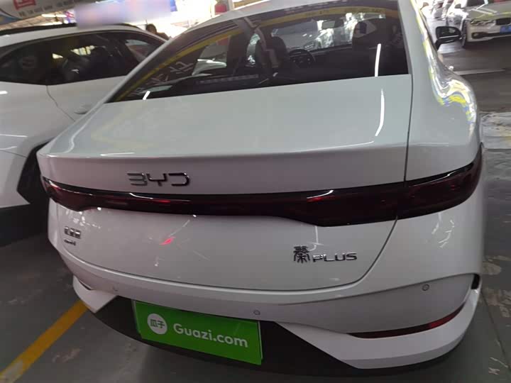 Фото 6 - BYD Qin Plus