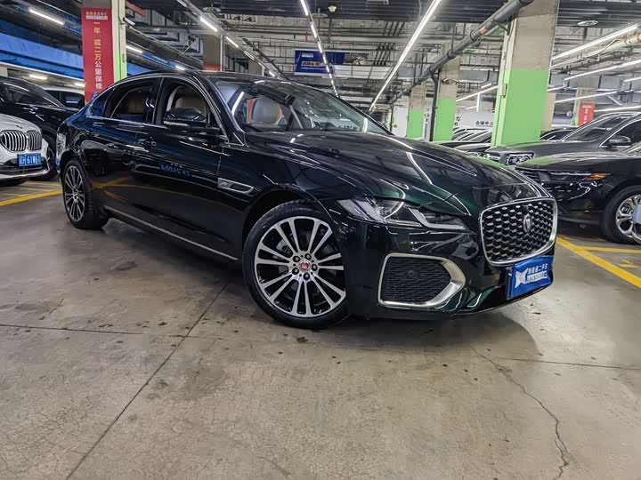 Фото 3 - Jaguar XF L