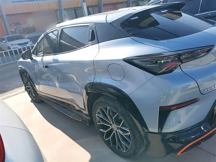 Фото 5 - Changan UNI-T