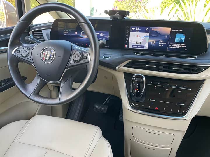 Фото 6 - Buick GL8 ES