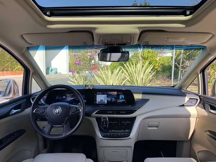 Фото 7 - Buick GL8 ES