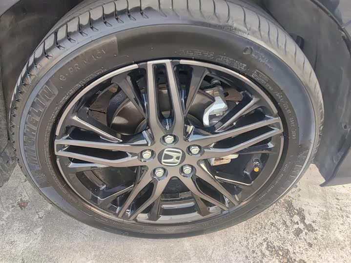 Фото 6 - Honda Odyssey